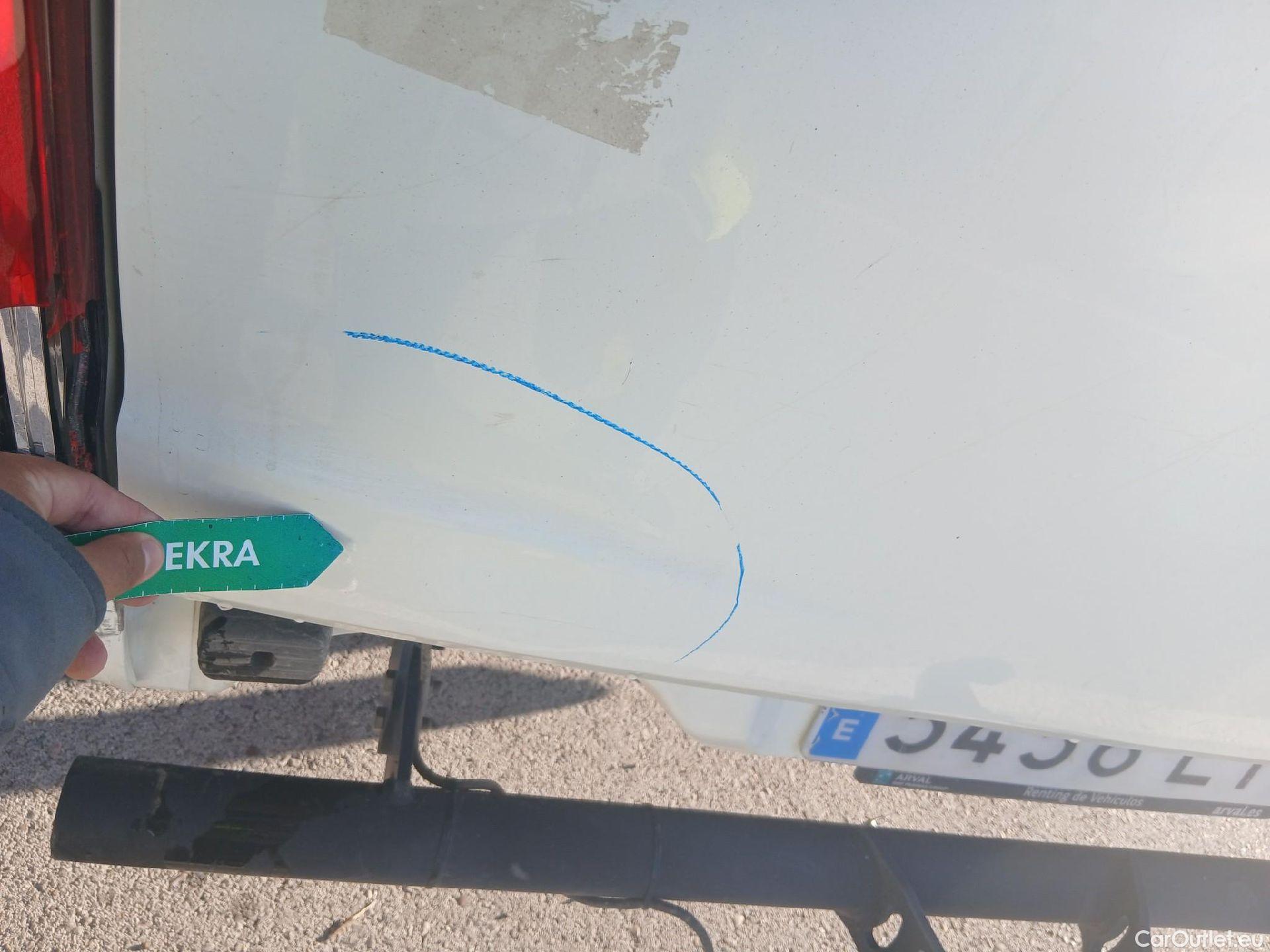  Mitsubishi  L200 MITSUBISHI  / 2019 / 4P / pickup doble cabina D/C 220 DI-D M-Pro #34