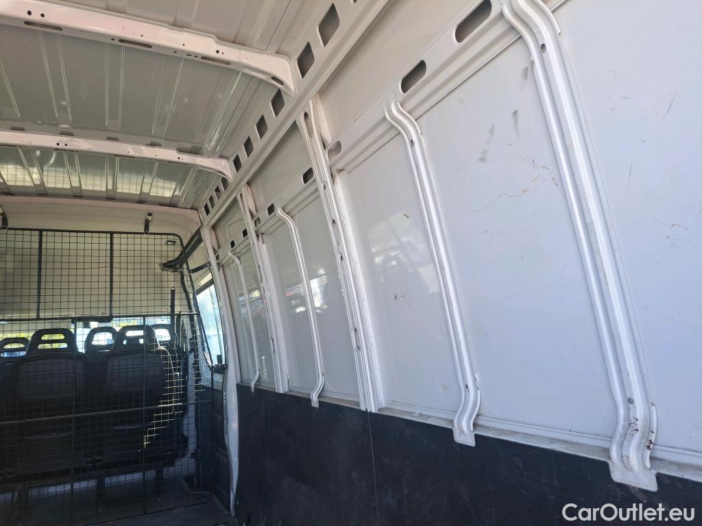  Iveco  Daily IVECO  / 2019 / 4P / combi 35S 14H V 4100/H2 16H M3 #98