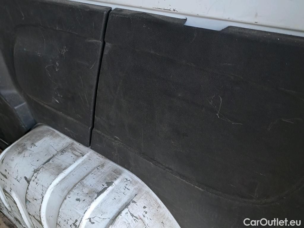  Nissan  NV300 NISSAN  / 2016 / 4P / furgón 2.0dCi 88kW (120CV) L1H1 1T Optima #32