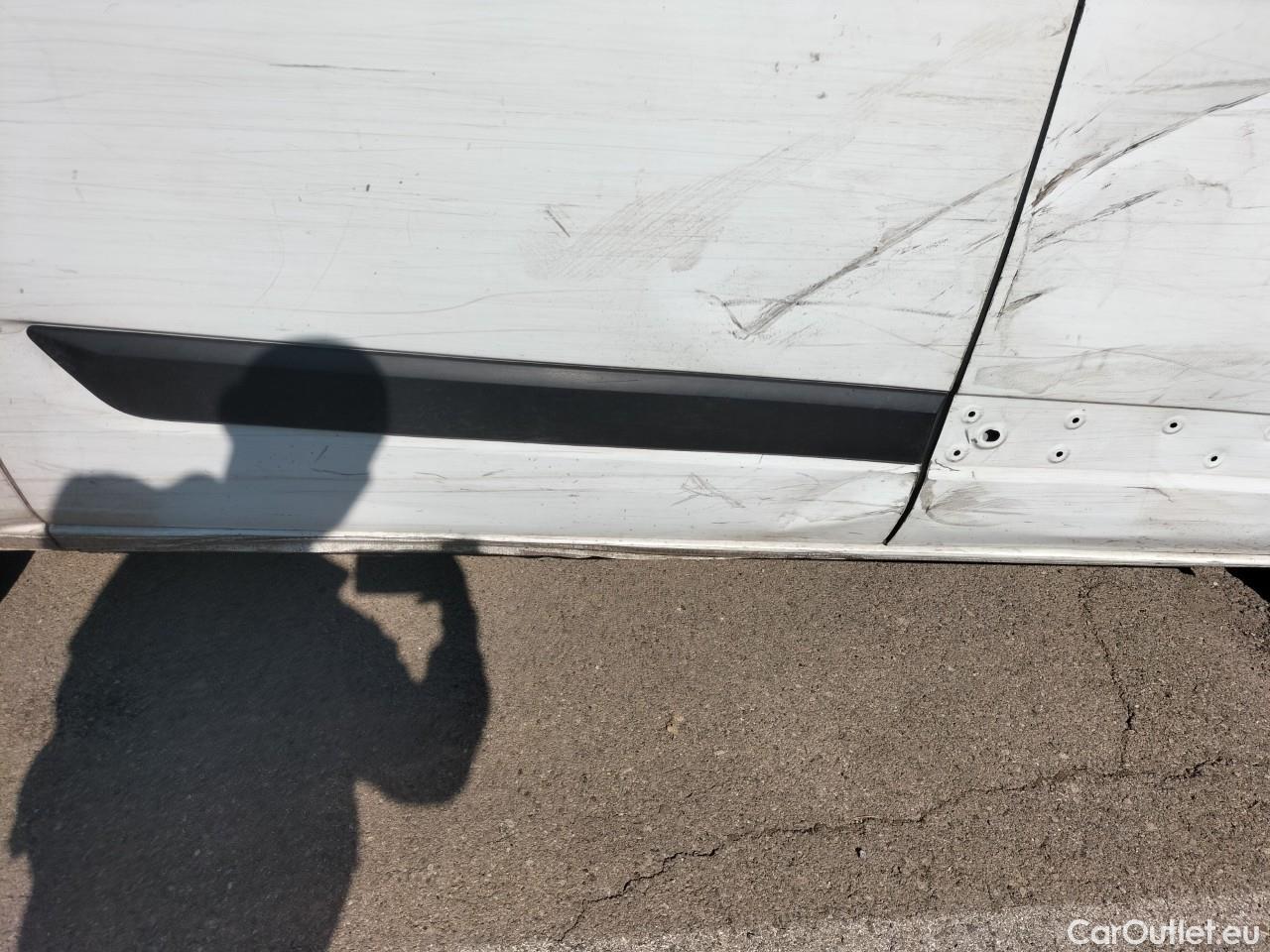  Ford  Transit  Custom Furgón 280 L1 Trend TDCi 105CV MT6 E6dT #73