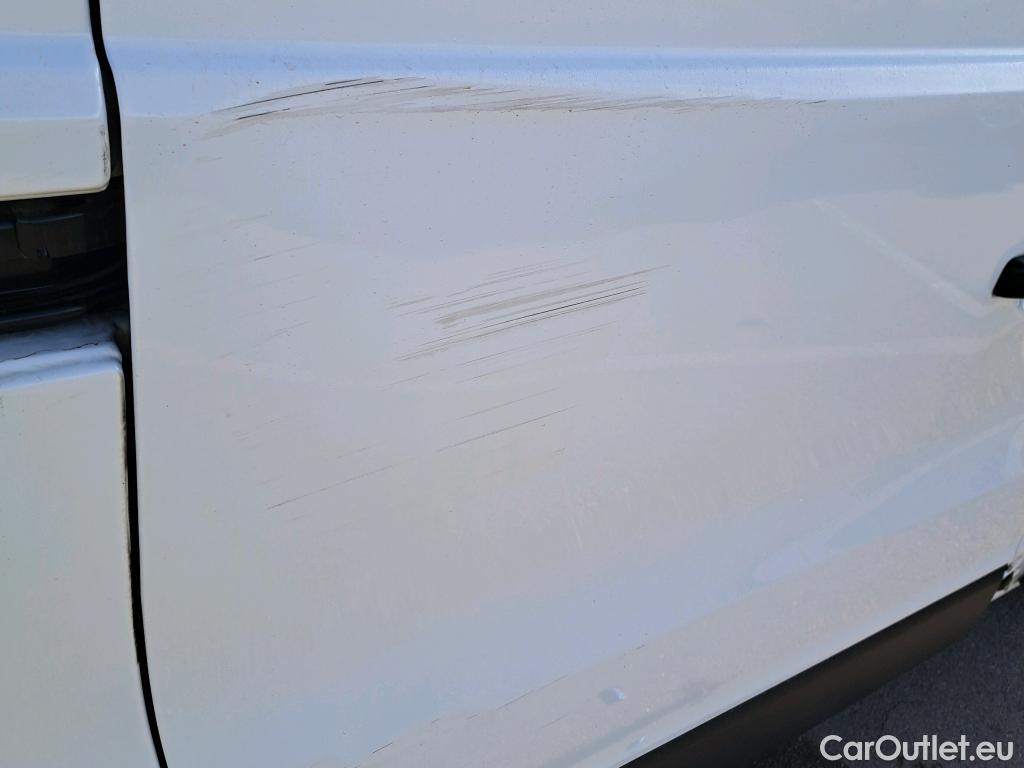  Nissan  NV300 NISSAN  / 2016 / 4P / furgón 2.0dCi 88kW (120CV) L1H1 1T Optima #8