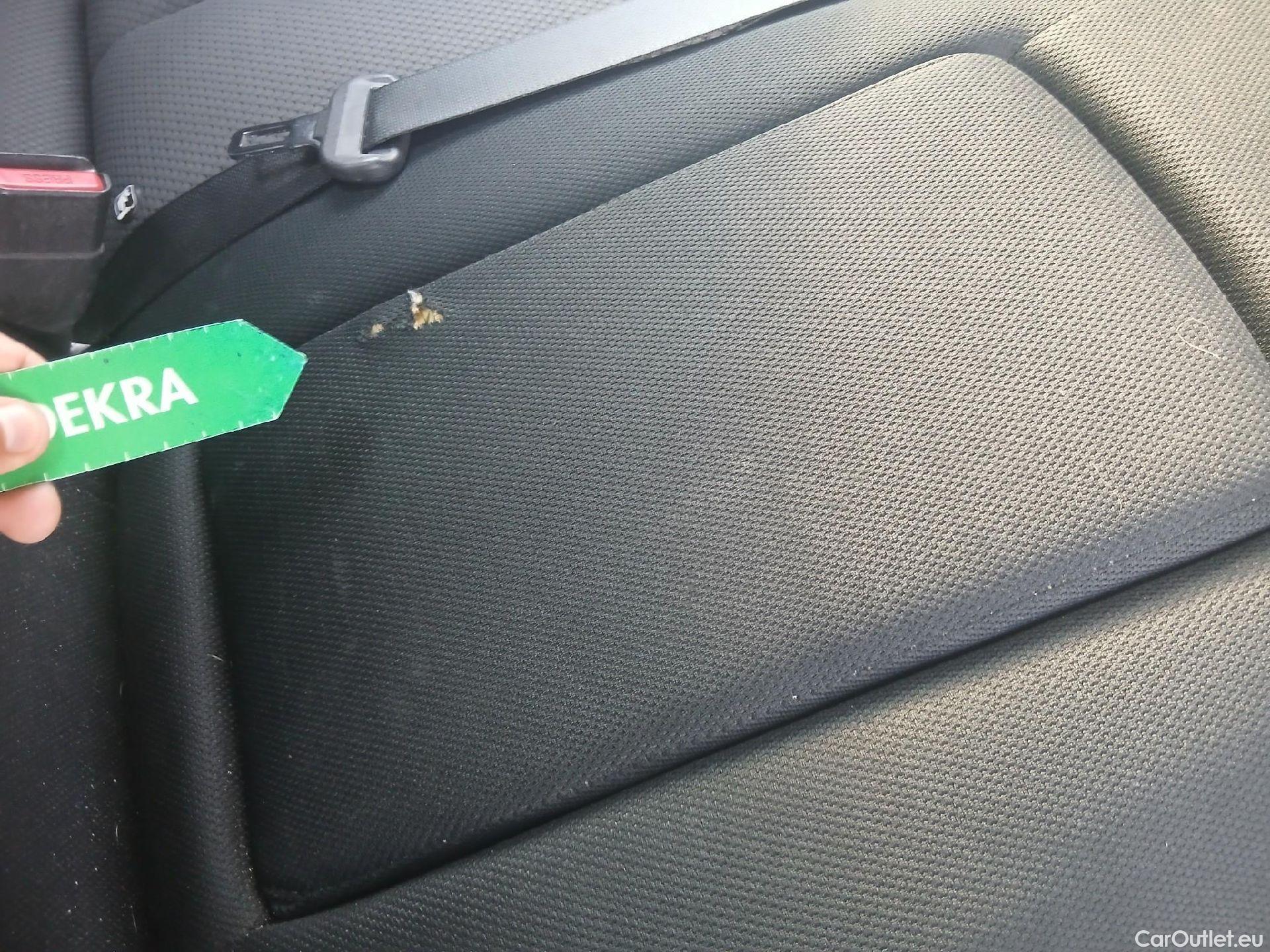  Mitsubishi  L200 MITSUBISHI  / 2019 / 4P / pickup doble cabina D/C 220 DI-D M-Pro #14