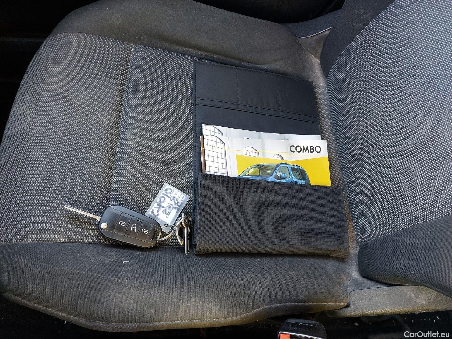  Opel  Combo  Life E Expression 1.5 100CV MT5 E6dT  #2