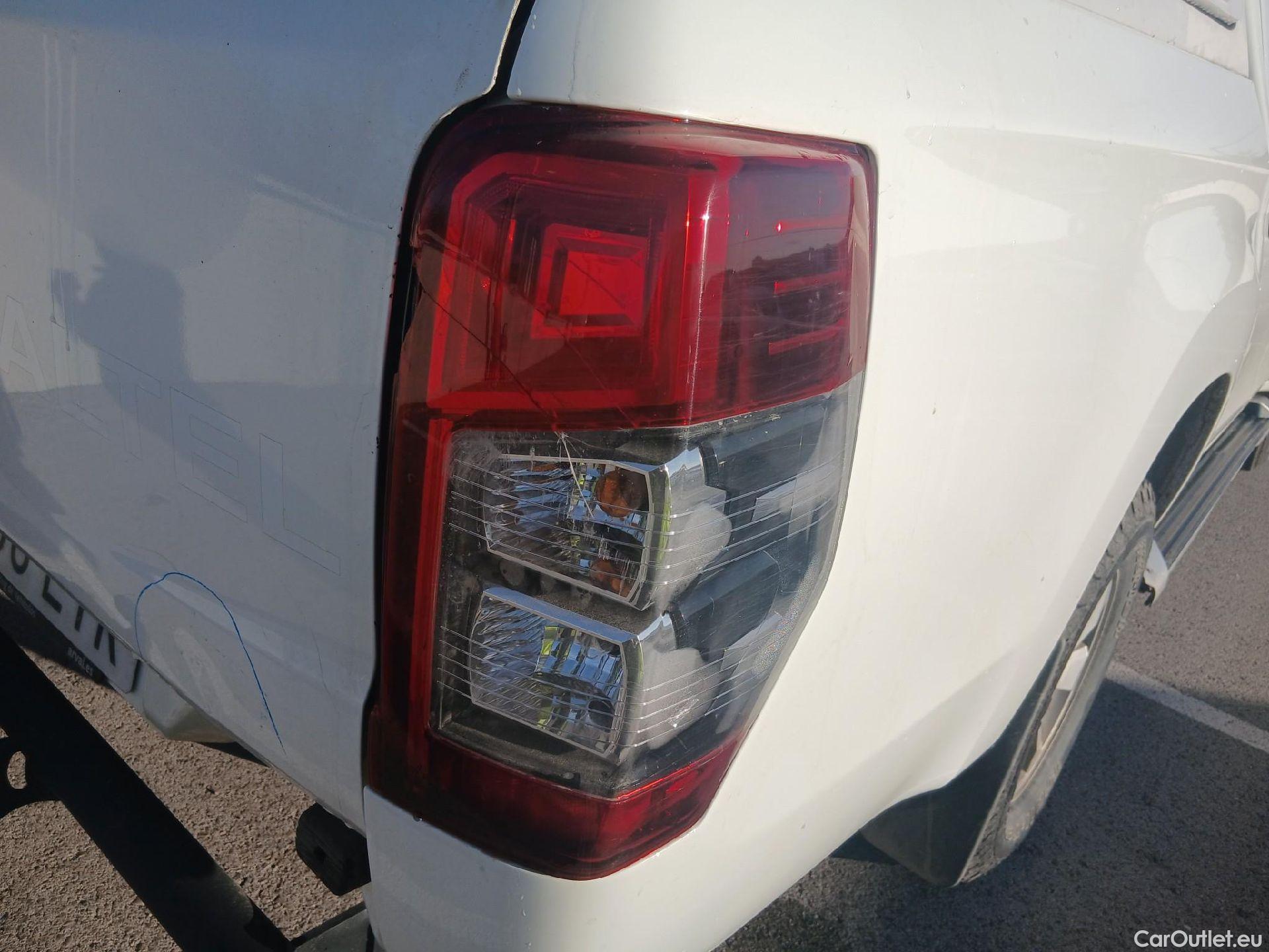  Mitsubishi  L200 MITSUBISHI  / 2019 / 4P / pickup doble cabina D/C 220 DI-D M-Pro #36