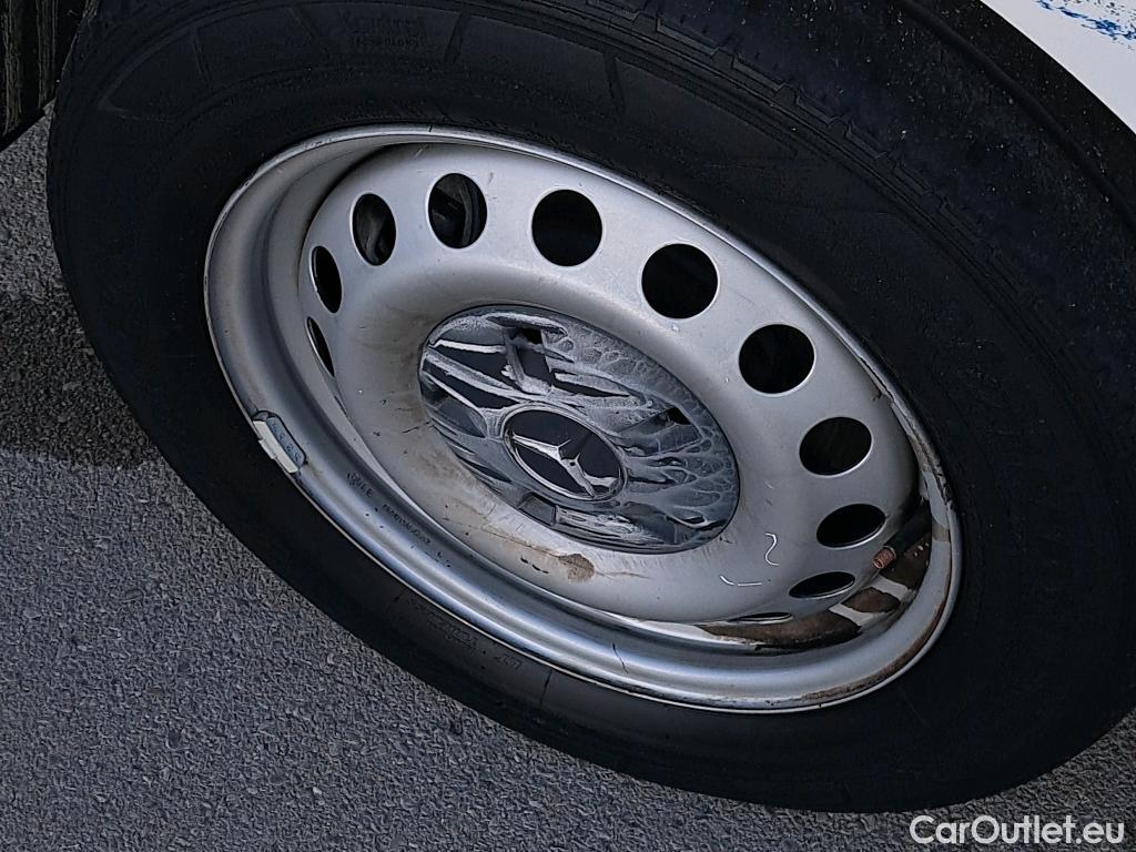  Mercedes  Vito  Tourer 109/110/111/114 CDI FWD Larga (447.703) 1.7 100CV MT6 E6dT #53