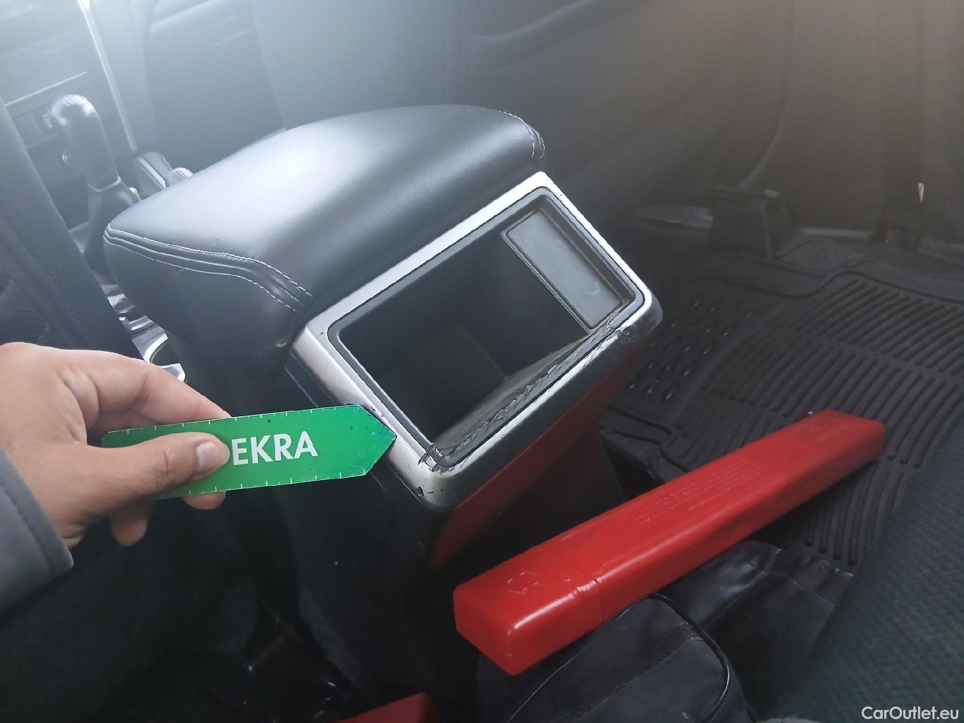  Mitsubishi  L200 MITSUBISHI  / 2019 / 4P / pickup doble cabina D/C 220 DI-D M-Pro #10