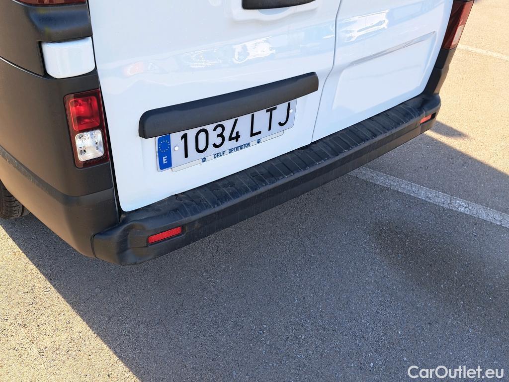  Nissan  NV300 NISSAN  / 2016 / 4P / furgón 2.0dCi 88kW (120CV) L1H1 1T Optima #17