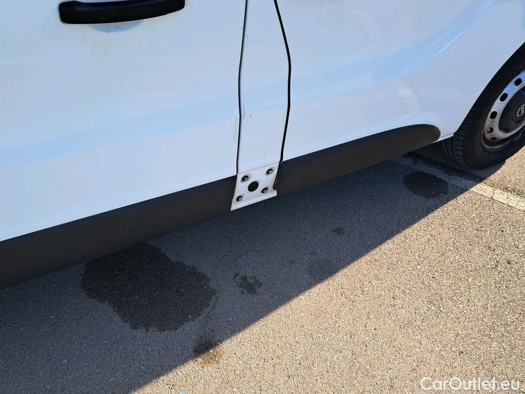  Nissan  NV300 NISSAN  / 2016 / 4P / furgón 2.0dCi 88kW (120CV) L1H1 1T Optima #21