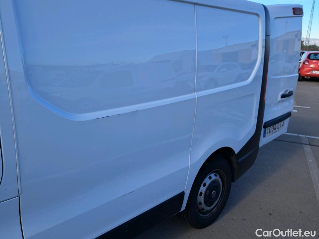  Nissan  NV300 NISSAN  / 2016 / 4P / furgón 2.0dCi 88kW (120CV) L1H1 1T Optima #1