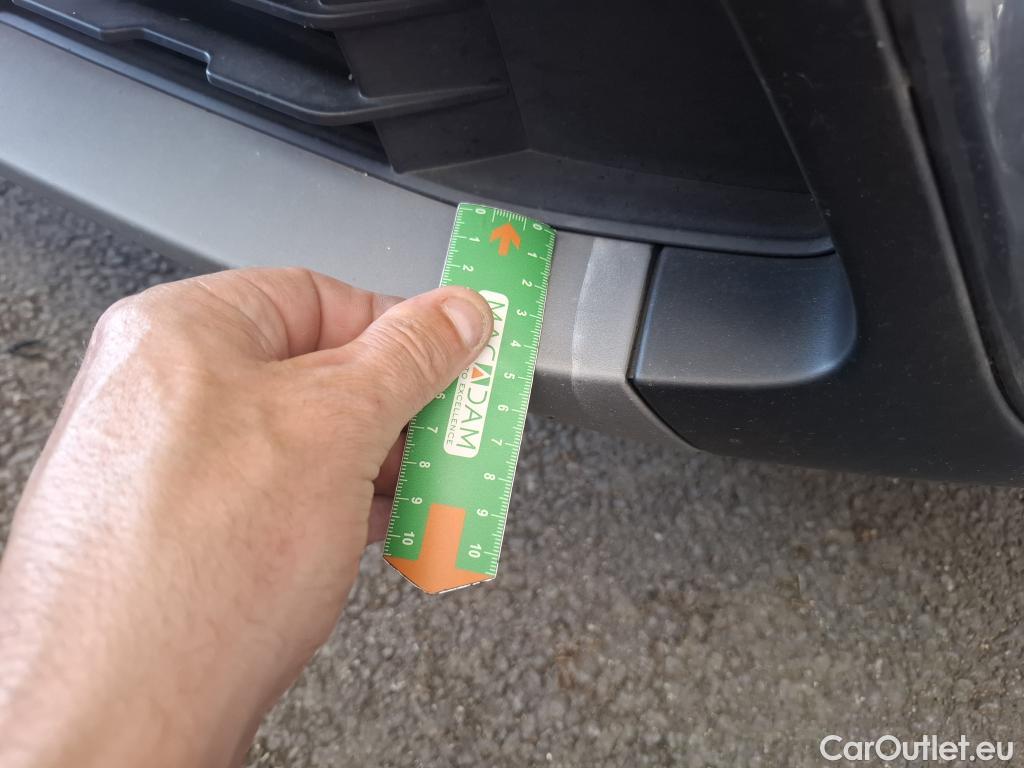  Bmw  X1 Série  sDrive16d Lounge 1.5 115CV BVM6 E6 #4