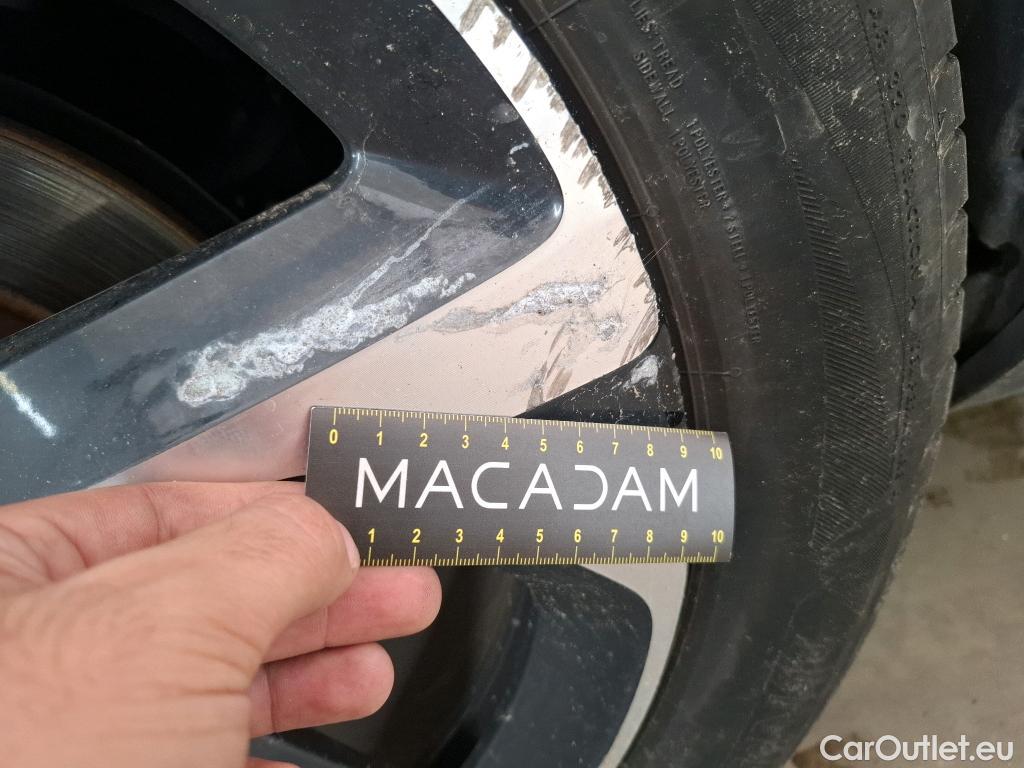  Citroen  C5 CITROEN  Aircross / 2018 / 5P / SUV Hybrid 225 ë-EAT8 C-Series(SP) #46