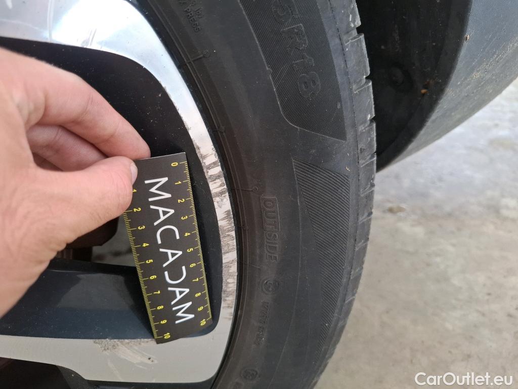  Citroen  C5 CITROEN  Aircross / 2018 / 5P / SUV Hybrid 225 ë-EAT8 C-Series(SP) #59