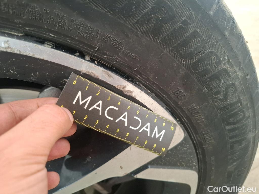  Citroen  C5 CITROEN  Aircross / 2018 / 5P / SUV Hybrid 225 ë-EAT8 C-Series(SP) #68