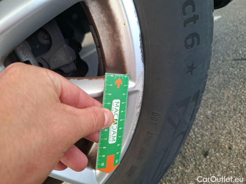  Bmw  X1 Série  sDrive16d Lounge 1.5 115CV BVM6 E6 #11