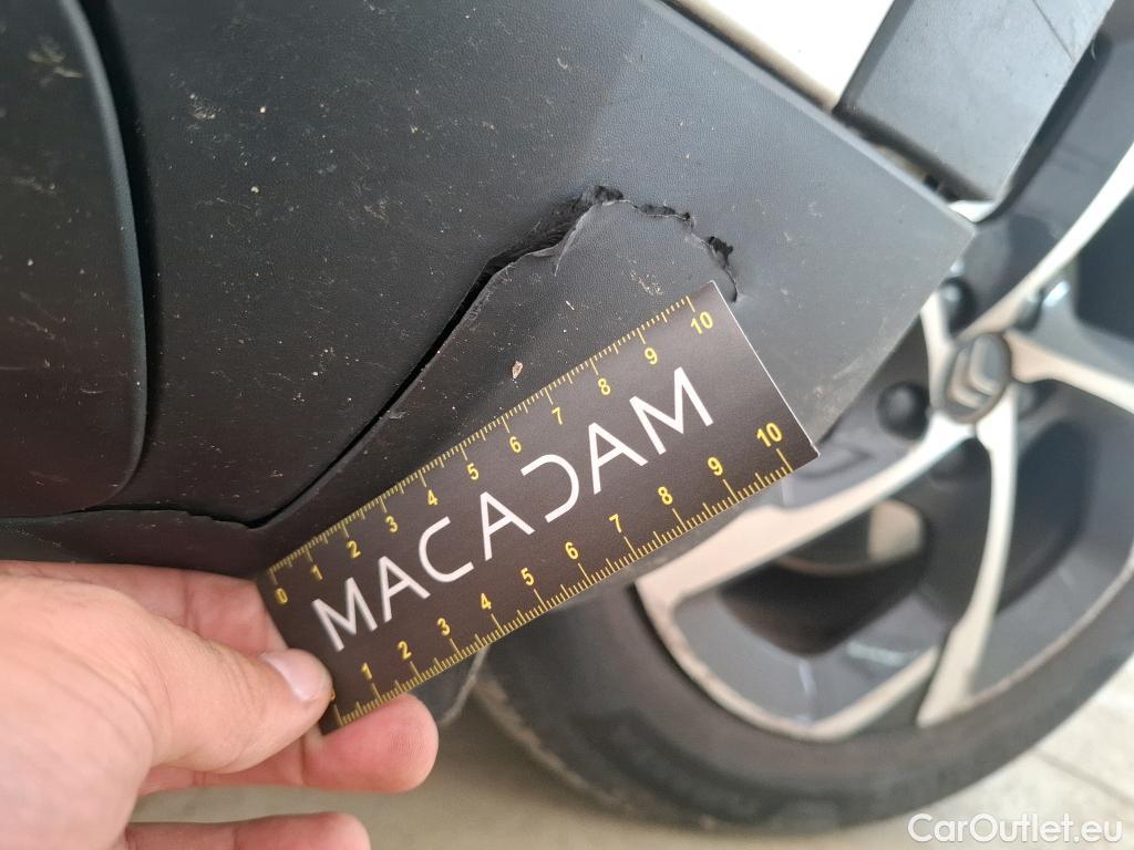  Citroen  C5 CITROEN  Aircross / 2018 / 5P / SUV Hybrid 225 ë-EAT8 C-Series(SP) #9