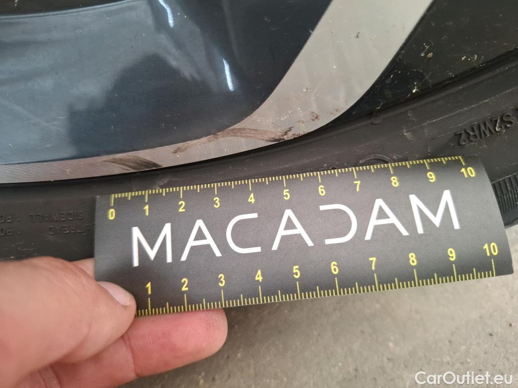  Citroen  C5 CITROEN  Aircross / 2018 / 5P / SUV Hybrid 225 ë-EAT8 C-Series(SP) #70