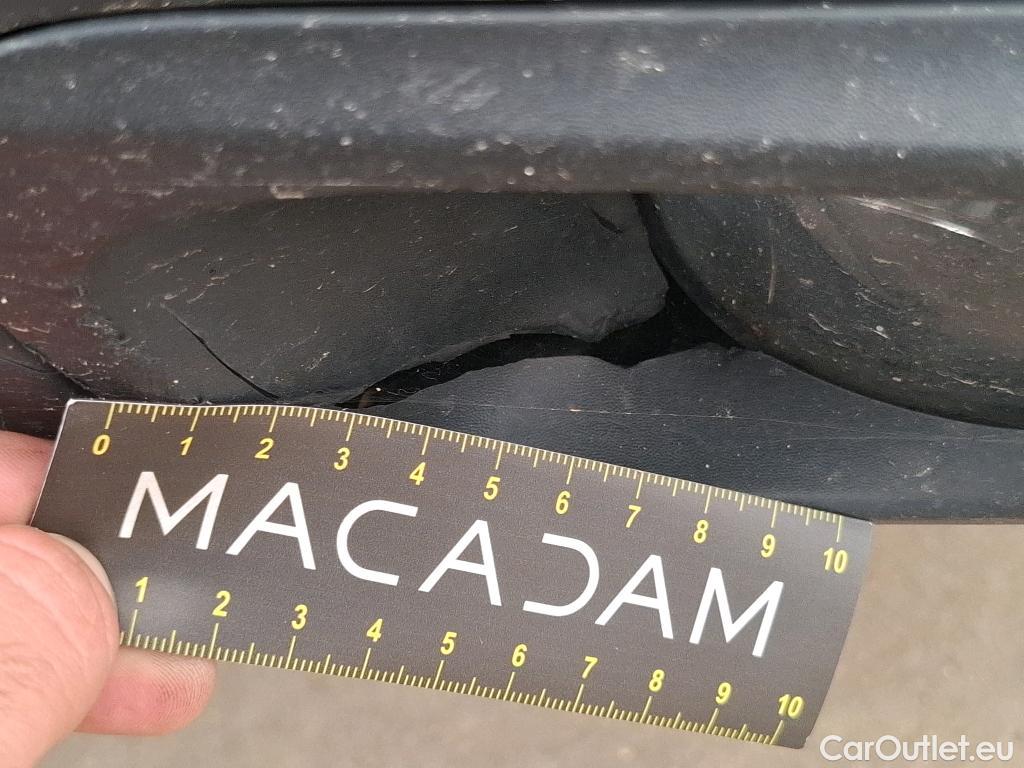  Citroen  C5 CITROEN  Aircross / 2018 / 5P / SUV Hybrid 225 ë-EAT8 C-Series(SP) #89