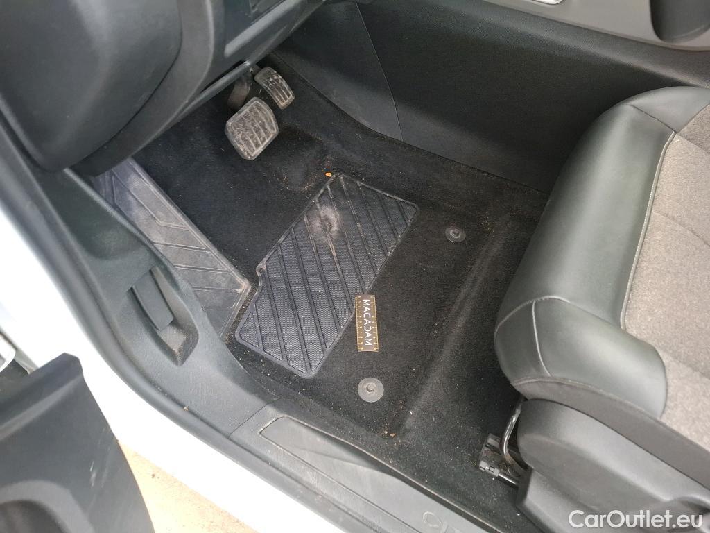  Citroen  C5 CITROEN  Aircross / 2018 / 5P / SUV Hybrid 225 ë-EAT8 C-Series(SP) #74