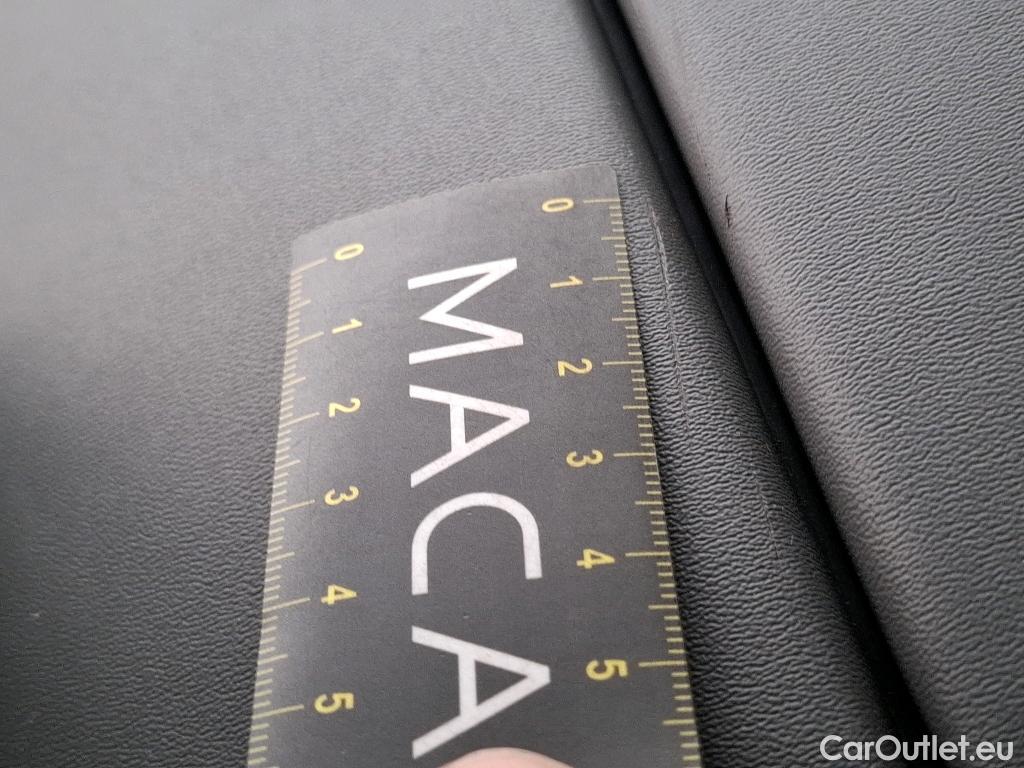  Citroen  C5 CITROEN  Aircross / 2018 / 5P / SUV Hybrid 225 ë-EAT8 C-Series(SP) #80