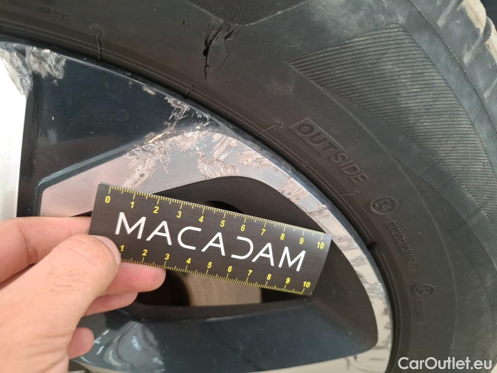  Citroen  C5 CITROEN  Aircross / 2018 / 5P / SUV Hybrid 225 ë-EAT8 C-Series(SP) #23