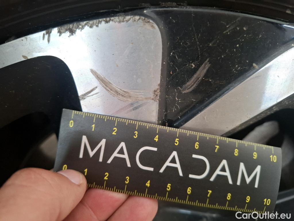  Citroen  C5 CITROEN  Aircross / 2018 / 5P / SUV Hybrid 225 ë-EAT8 C-Series(SP) #64