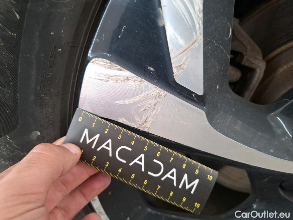  Citroen  C5 CITROEN  Aircross / 2018 / 5P / SUV Hybrid 225 ë-EAT8 C-Series(SP) #40