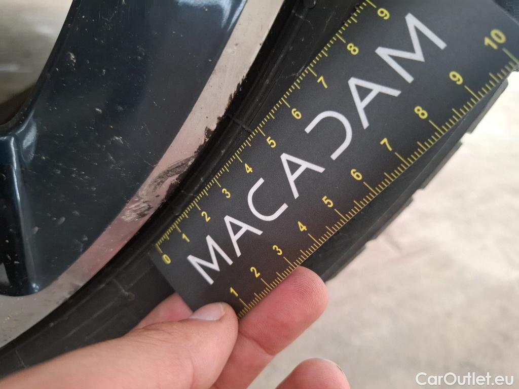  Citroen  C5 CITROEN  Aircross / 2018 / 5P / SUV Hybrid 225 ë-EAT8 C-Series(SP) #69