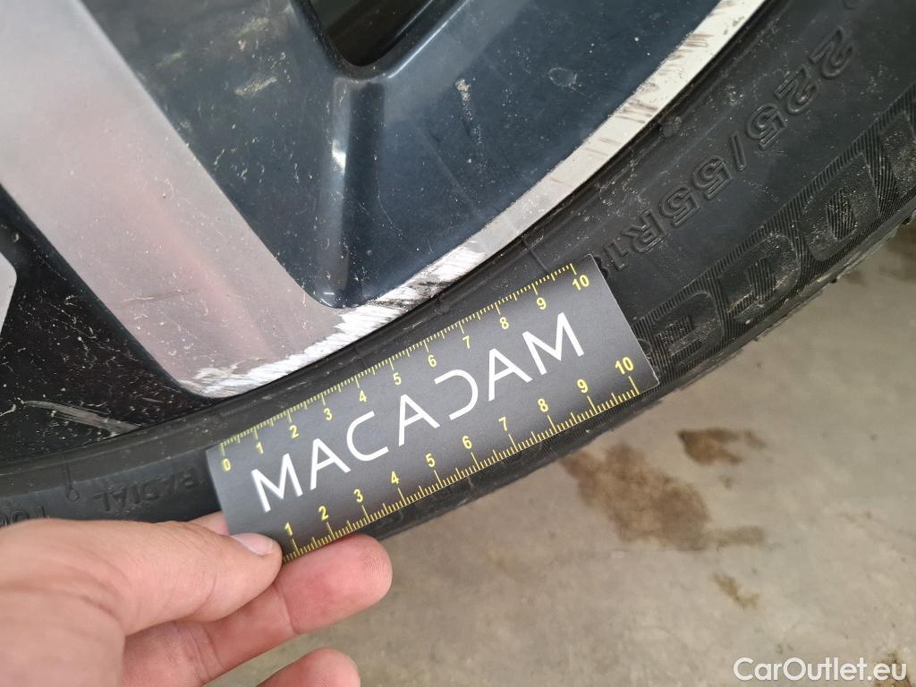  Citroen  C5 CITROEN  Aircross / 2018 / 5P / SUV Hybrid 225 ë-EAT8 C-Series(SP) #47