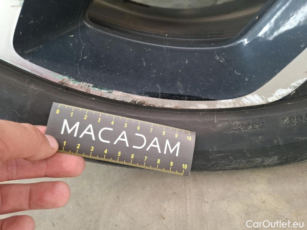  Citroen  C5 CITROEN  Aircross / 2018 / 5P / SUV Hybrid 225 ë-EAT8 C-Series(SP) #48