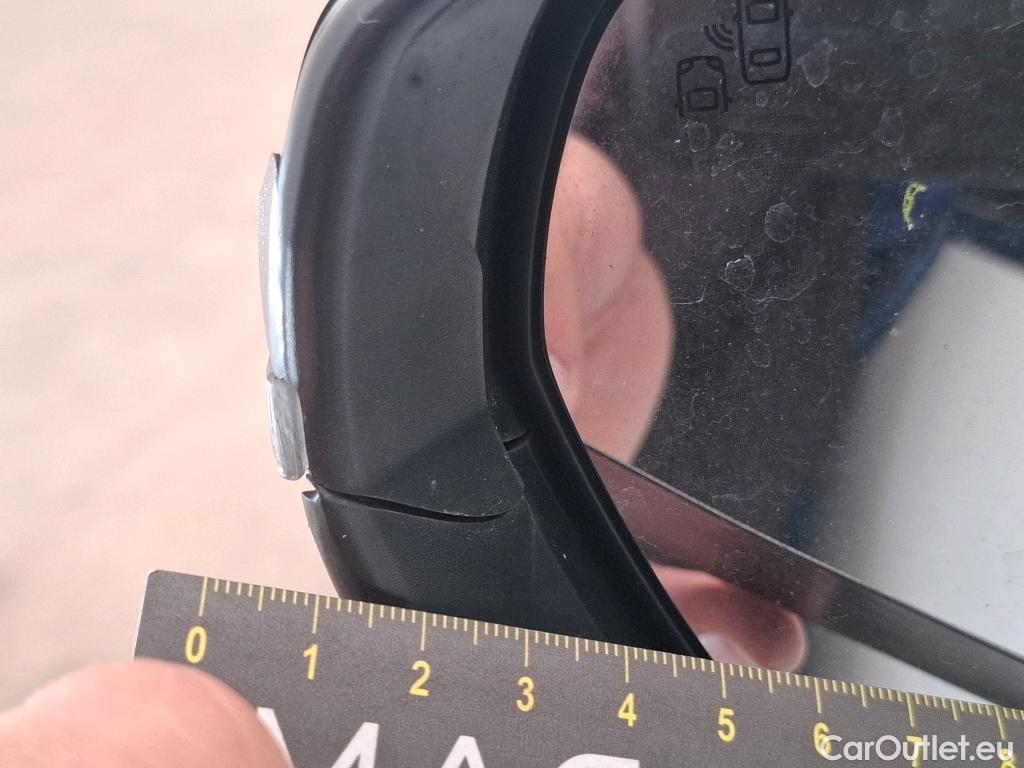  Citroen  C5 CITROEN  Aircross / 2018 / 5P / SUV Hybrid 225 ë-EAT8 C-Series(SP) #5