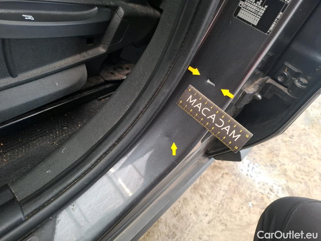  Bmw  X1 BMW  / 2019 / 5P / SUV sDrive16d Business Design DKG7 #37