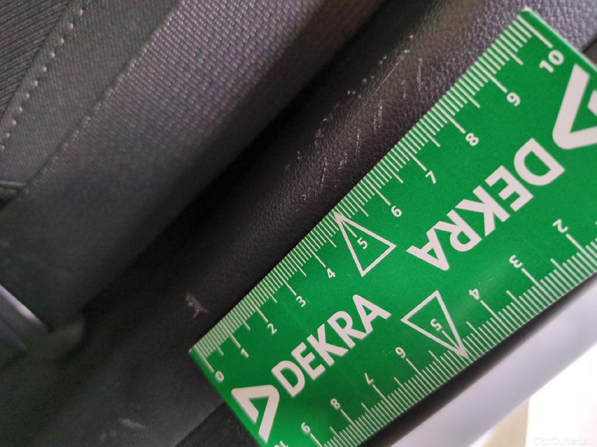  Hyundai  Tucson HYUNDAI  / 2020 / 5P / SUV 1.6 T-GDI 150 DCT-7 HYBRID 48V CREATIVE #10