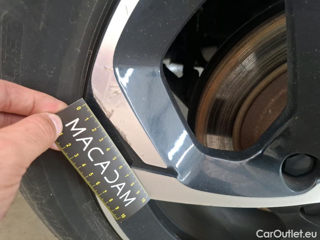  Citroen  C5 CITROEN  Aircross / 2018 / 5P / SUV Hybrid 225 ë-EAT8 C-Series(SP) #54