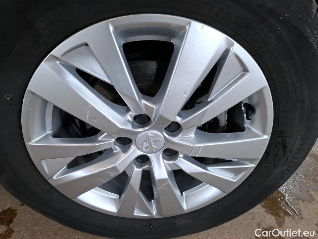  Peugeot  3008  Active Pack 1.5 HDi 130CV BVA8 E6d #2