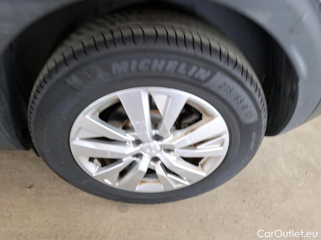  Peugeot  3008  II Active Pack 1.5 HDi 130CV BVA8 E6d #1