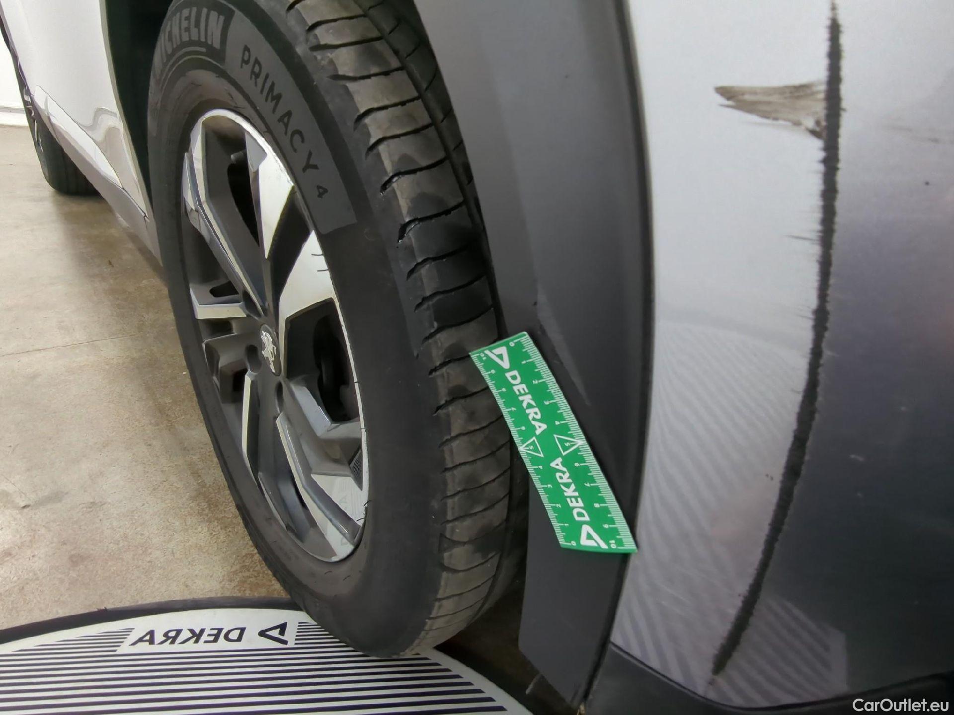  Peugeot  2008  Allure Business 1.5 HDi 110CV BVM6 E6d #32