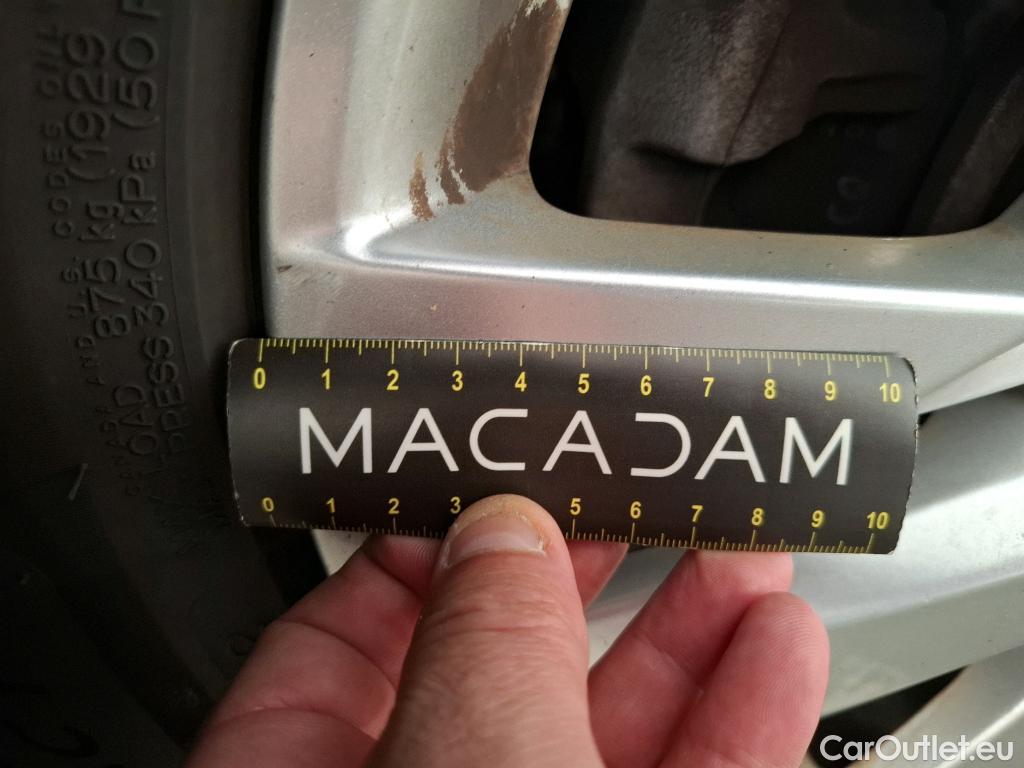  Peugeot  3008  II Active Pack 1.5 HDi 130CV BVA8 E6d #9