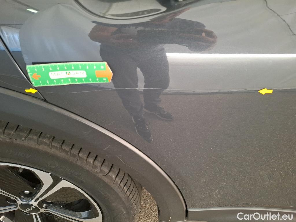  KIA  XCeed KIA  / 2019 / 5P / Crossover 1.6 GDI ISG ISG PHEV ACTIVE BUS DCT6 #11