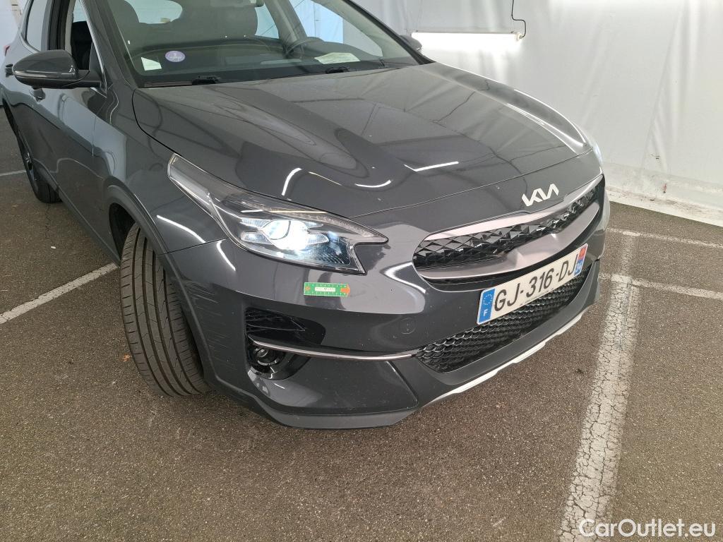  KIA  XCeed KIA  / 2019 / 5P / Crossover 1.6 GDI ISG ISG PHEV ACTIVE BUS DCT6 #13