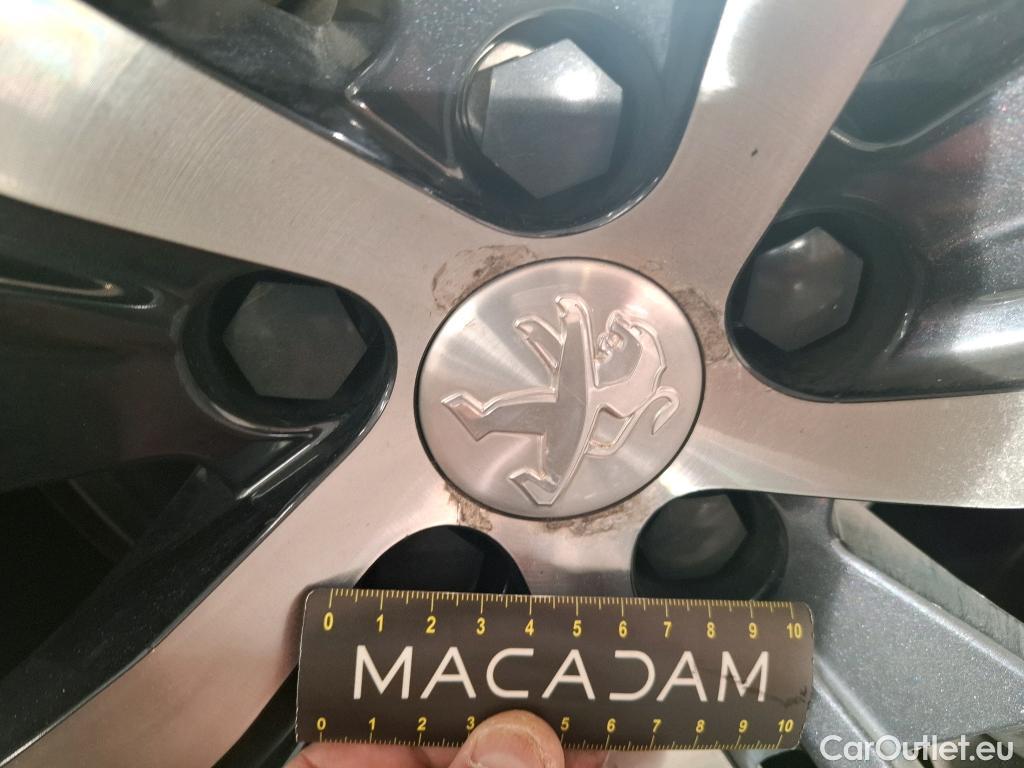  Peugeot  3008  Allure Business 1.5 HDi 130CV BVA8 E6d #19