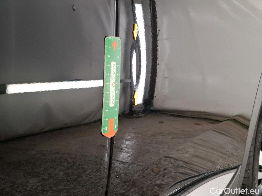  Peugeot  3008 PEUGEOT  / 2020 / 5P / SUV BlueHDi 130 S&S EAT8 GT #2