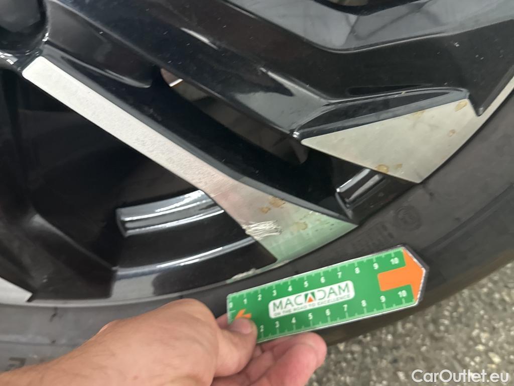  Peugeot  2008  Allure Business 1.5 HDi 110CV BVM6 E6d #27