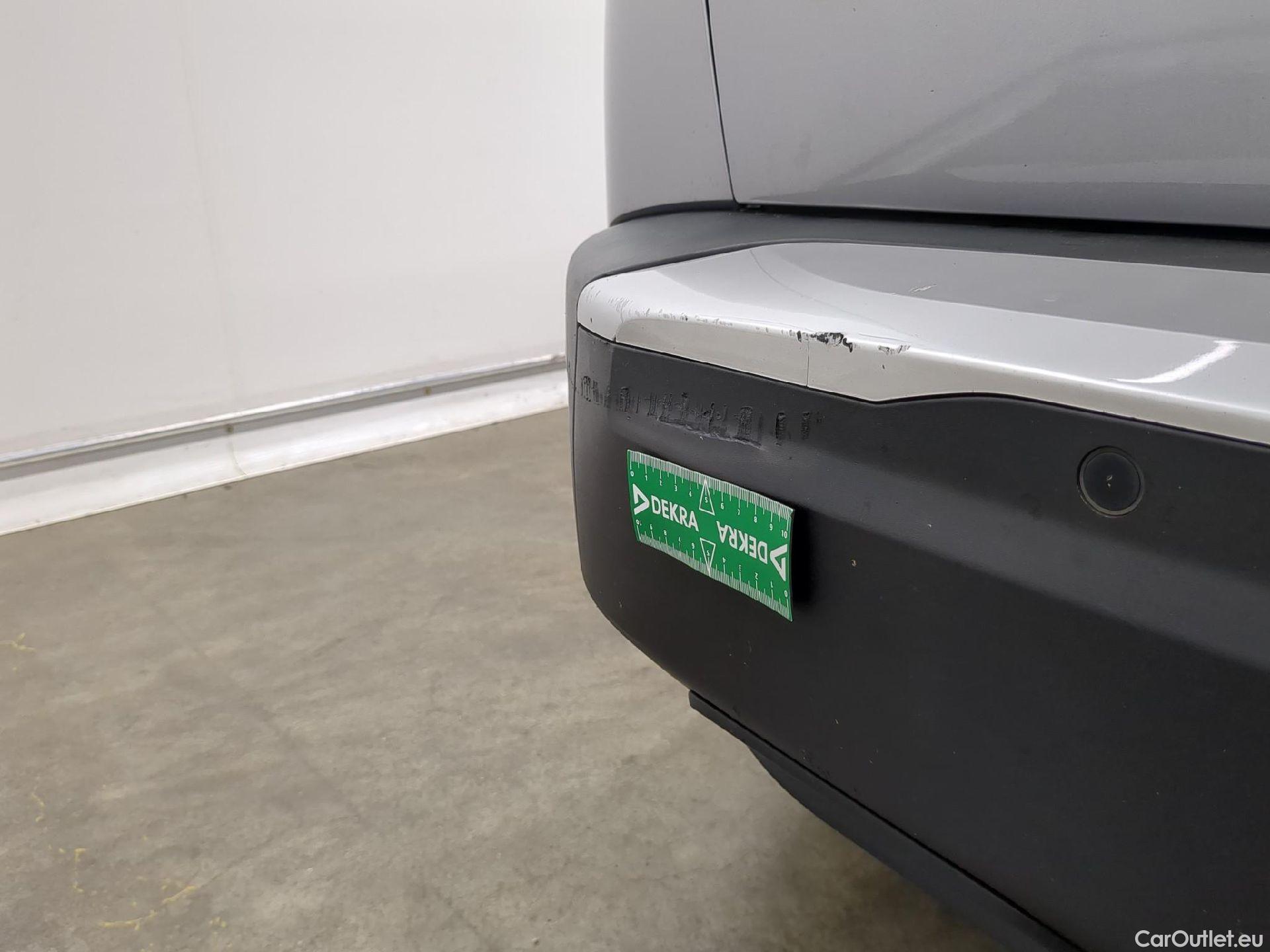  Peugeot  2008  Allure Business 1.5 HDi 110CV BVM6 E6d #46