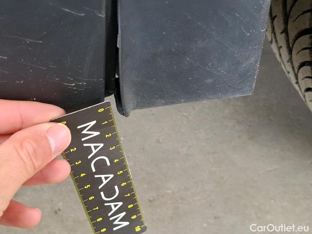  Peugeot  2008  Active Pack 1.5 HDi 110CV BVM6 E6d #10