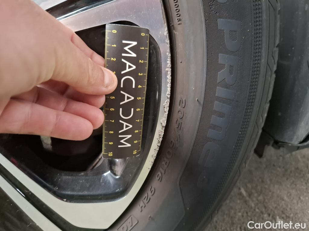  KIA  XCeed KIA  / 2019 / 5P / Crossover 1.6 GDI ISG ISG PHEV ACTIVE BUS DCT6 #23