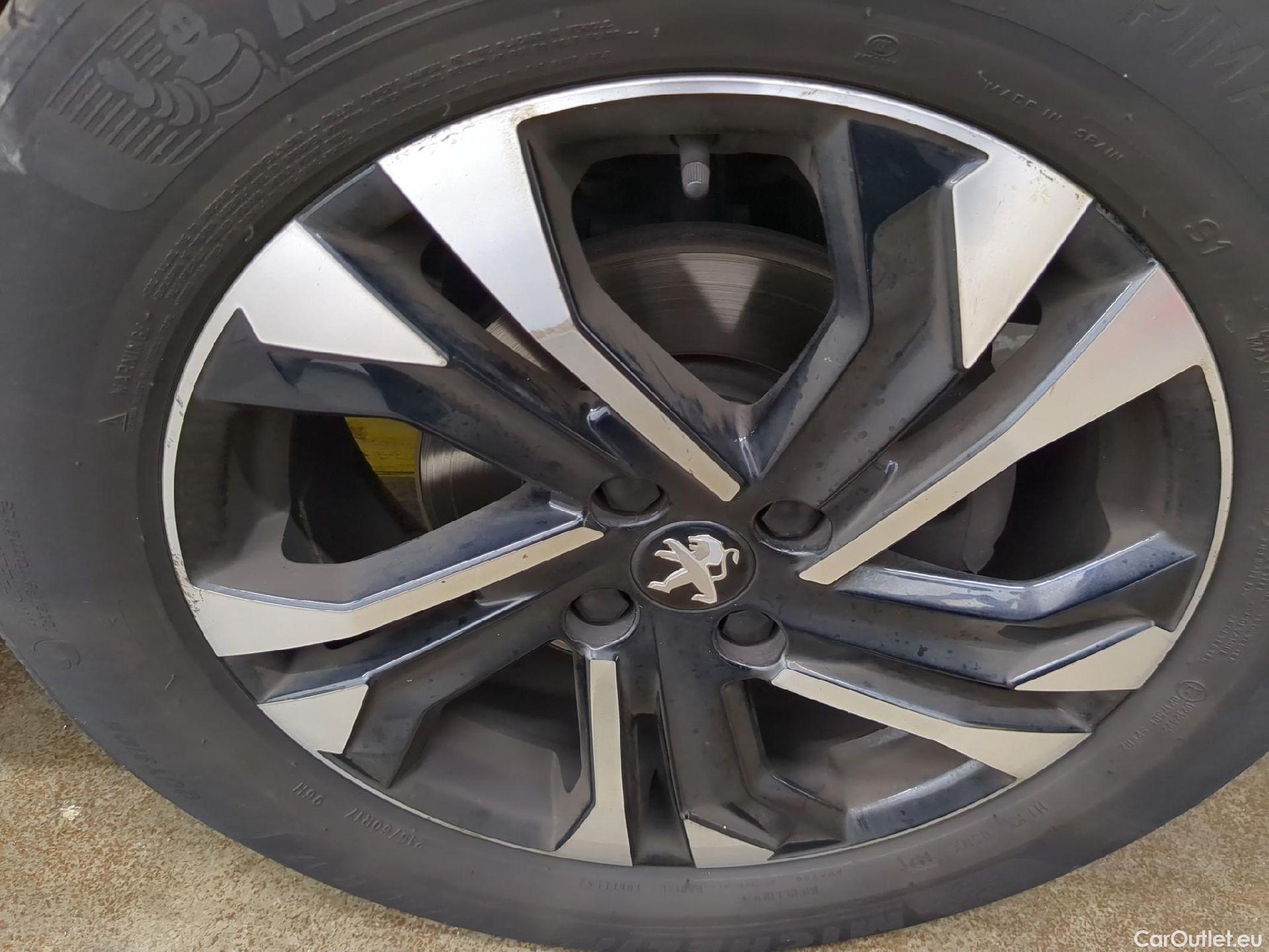  Peugeot  2008  Allure Business 1.5 HDi 110CV BVM6 E6d #1