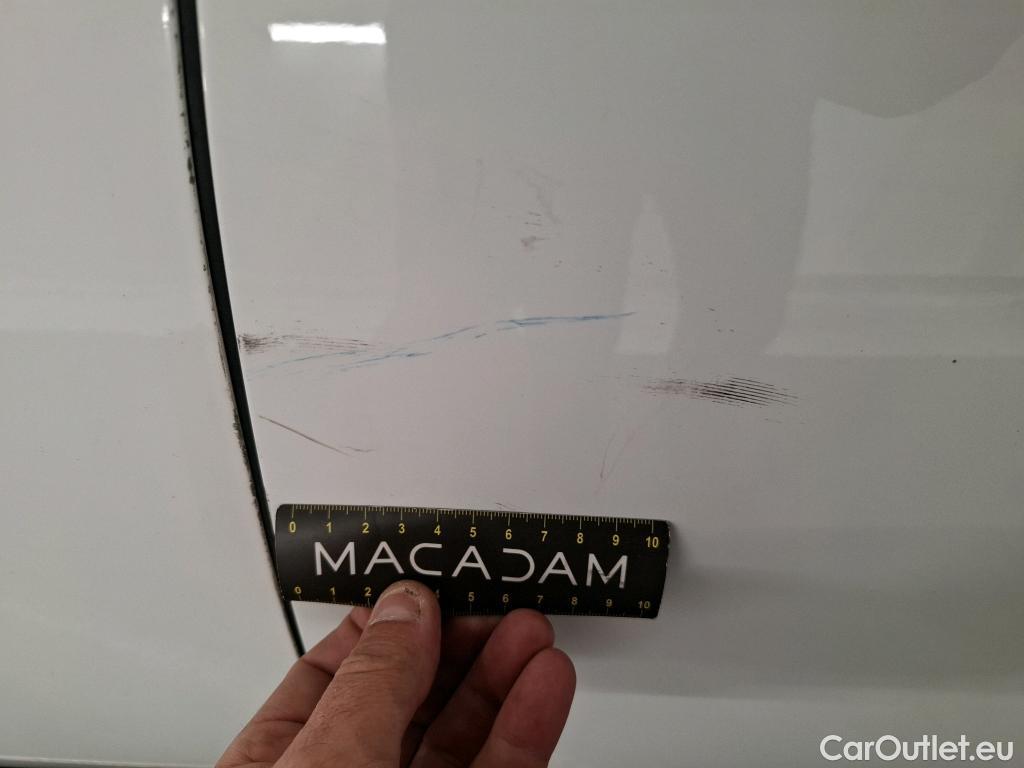  Peugeot  3008  Allure Business 1.5 HDi 130CV BVA8 E6d #28