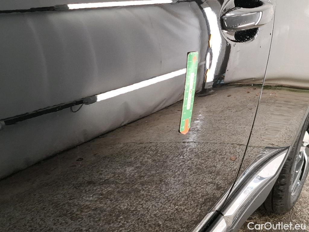  Peugeot  3008 PEUGEOT  / 2020 / 5P / SUV BlueHDi 130 S&S EAT8 GT #25