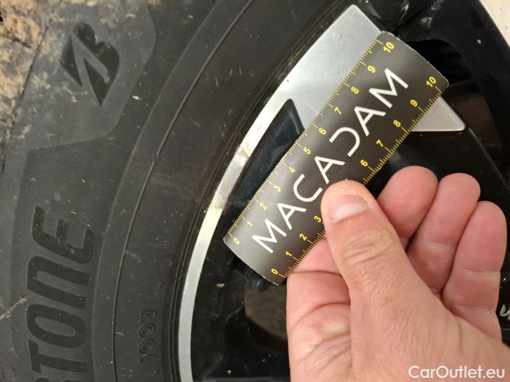  Peugeot  2008  Allure Business 1.5 HDi 110CV BVM6 E6d #52