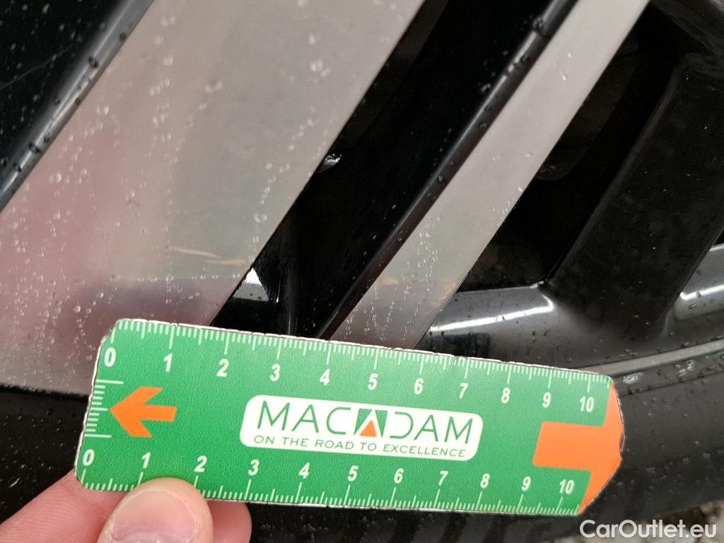  Peugeot  3008 PEUGEOT  / 2020 / 5P / SUV BlueHDi 130 S&S EAT8 GT #23